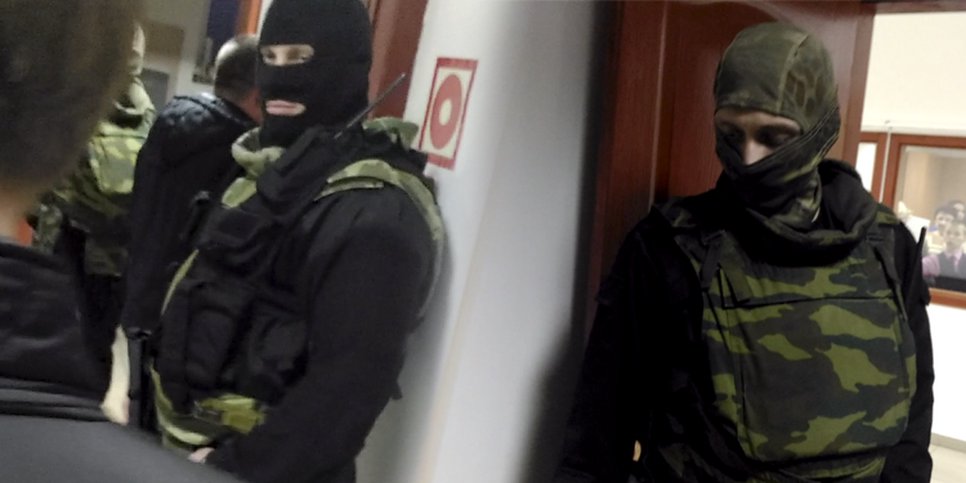 Foto: interruzione dei servizi di culto dei Testimoni di Geova a Saransk, marzo 2016
