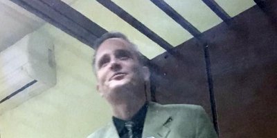 Kuva: Dennis Christensen oikeussalissa