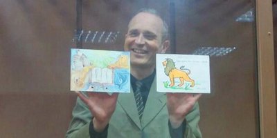 写真:法廷でのデニス・クリステンセン