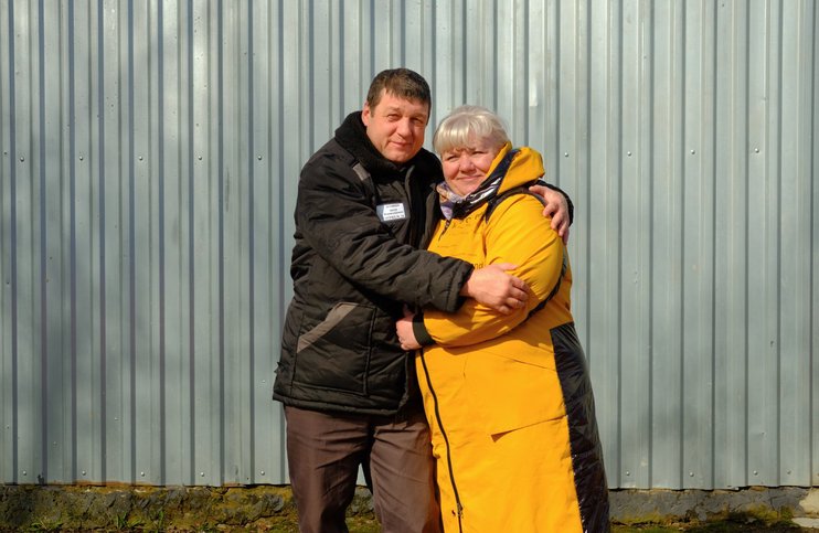 아르투르와 류드밀라 푸틴체프. 2025년 4월 9일