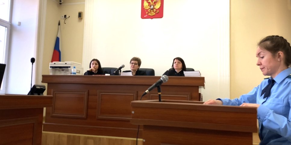 La giuria d'appello del Tribunale Regionale dell'Altai che ha confermato la sentenza del credente. Aprile 2025