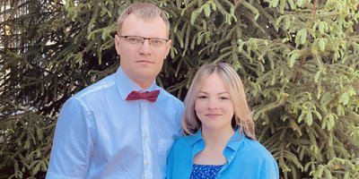 Антон Кужельков и его жена, Алёна