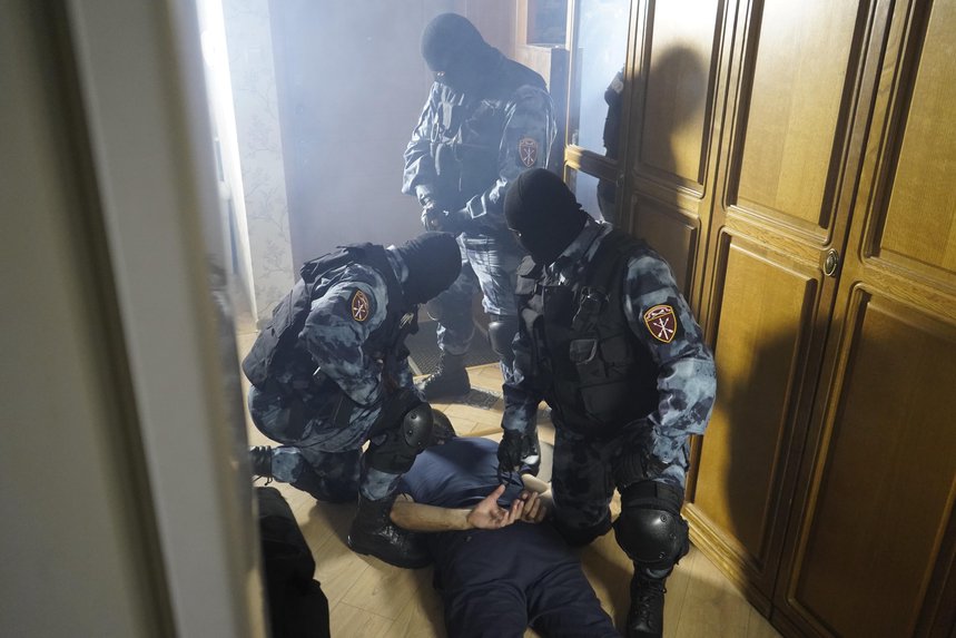 Обыск и задержание. Иллюстративное фото